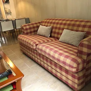 Acogedor Apartamento Con Terraza En Apartamento